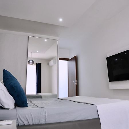 Spinola Apartment Saint Julian's ภายนอก รูปภาพ